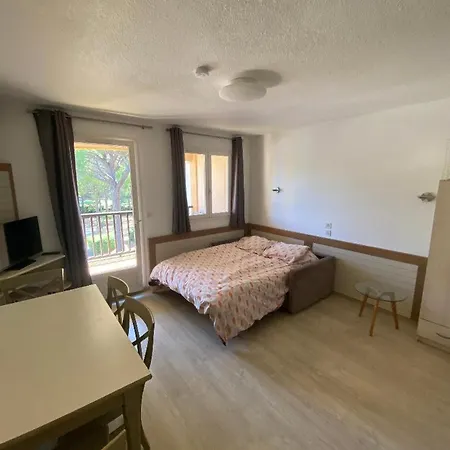 Calme Et Tranquilite Διαμέρισμα Saint-Raphaël